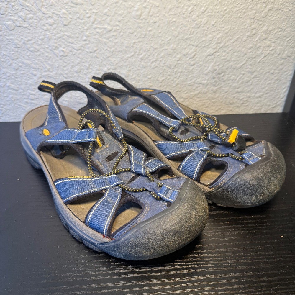 KEEN Newport H2 Women's Size 9 Blue Waterproof Sports Hiking Trail Sandals
